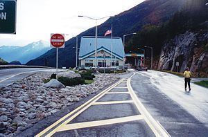 Skagway - Fraser Border Crossing httpsuploadwikimediaorgwikipediacommonsthu