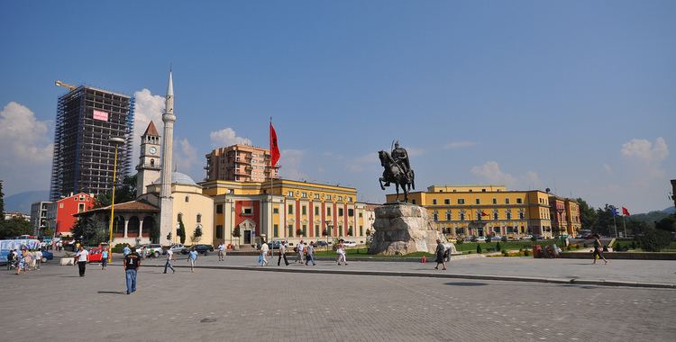 Skanderbeg Square httpsuploadwikimediaorgwikipediacommons11