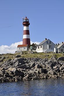 Skrova Lighthouse httpsuploadwikimediaorgwikipediacommonsthu