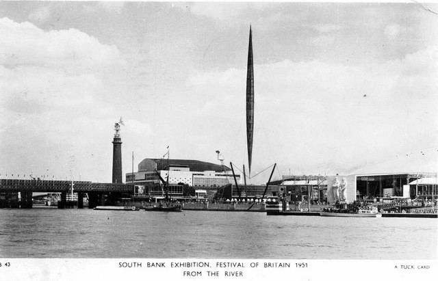 Skylon (Festival of Britain) Aspects on the towers in the 1951 Festival of Britain Lightwater