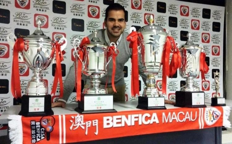 S.L. Benfica de Macau Interview Benfica de Macau coach Bruno lvares