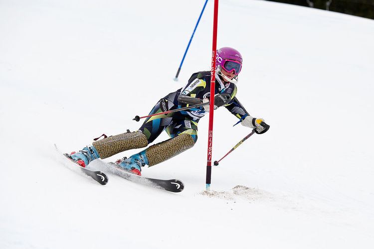 Slalom skiing