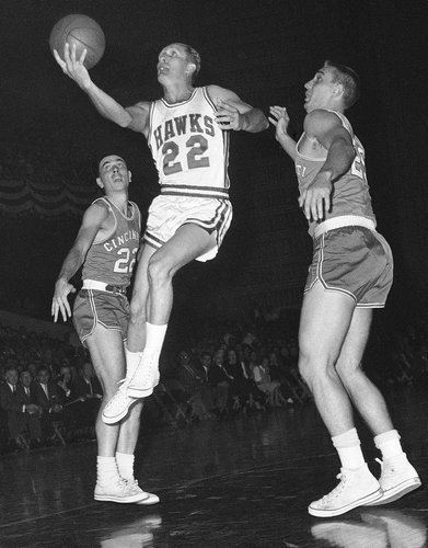 Slater Martin Slater Martin Hall of Fame Lakers Guard Dies at 86 The