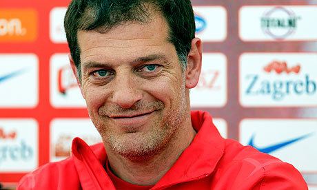 Slaven Bilić What does Slaven Bili have under his hat