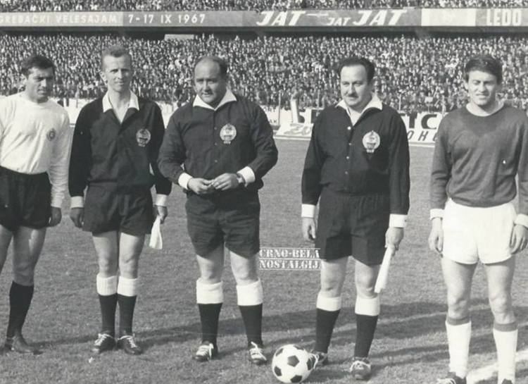 Slaven Zambata Dinamo Zagreb FK Partizan 31 1967 team captains Slaven Zambata
