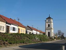 Slavkov (Uherské Hradiště District) httpsuploadwikimediaorgwikipediacommonsthu