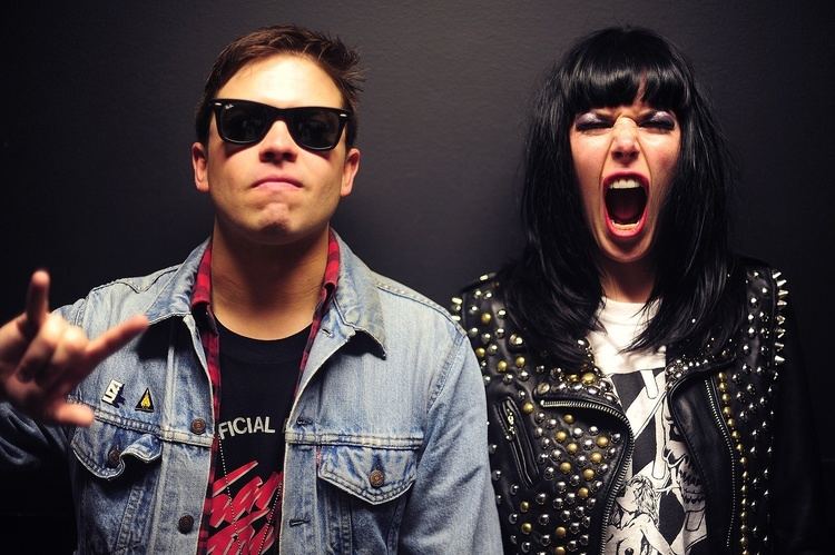 Sleigh Bells (band) Sleigh Bells to release new album in 2013 Consequence of Sound