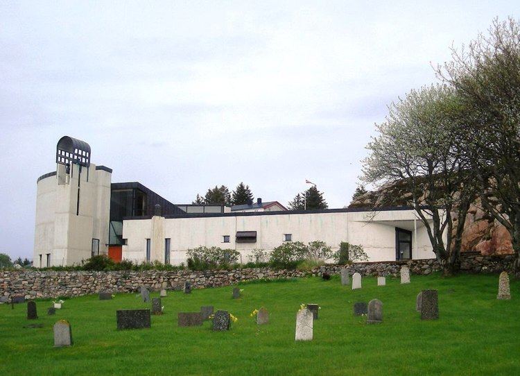 Sletta Church (Frøya)