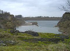 Slickstones Quarry, Cromhall httpsuploadwikimediaorgwikipediacommonsthu