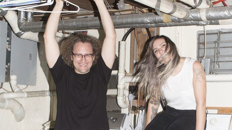Slingshot Dakota Slingshot Dakota announces a new album streams Paycheck