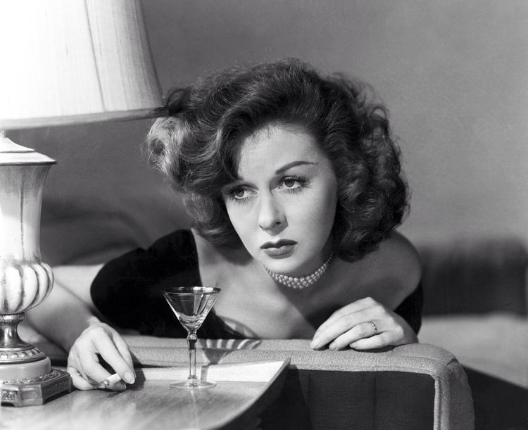 Smash-Up, the Story of a Woman On the edge Susan Hayward in SmashUp The Story of a Woman 1947