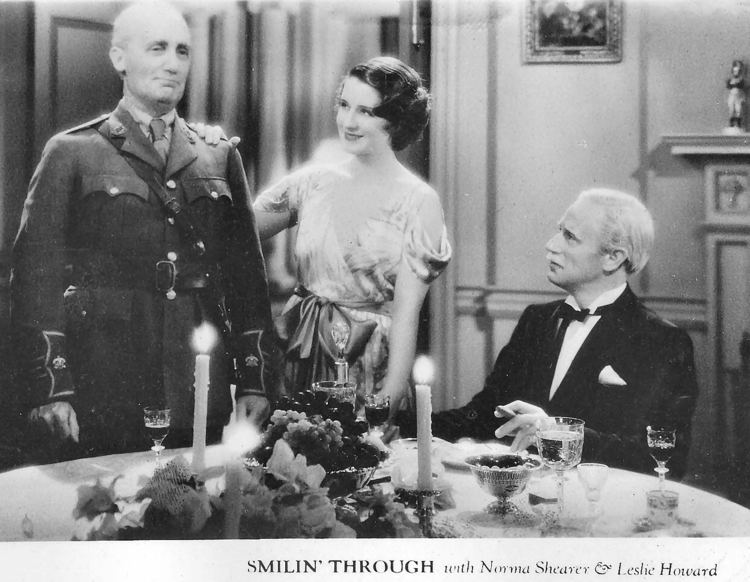 Smilin' Through (1932 film) Smilin Through 1932 Inafferrabile Leslie Howard