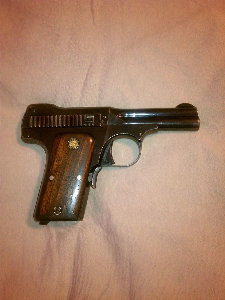 Smith & Wesson Model 1913