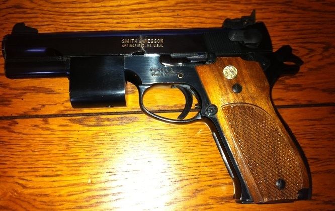 Smith & Wesson Model 52