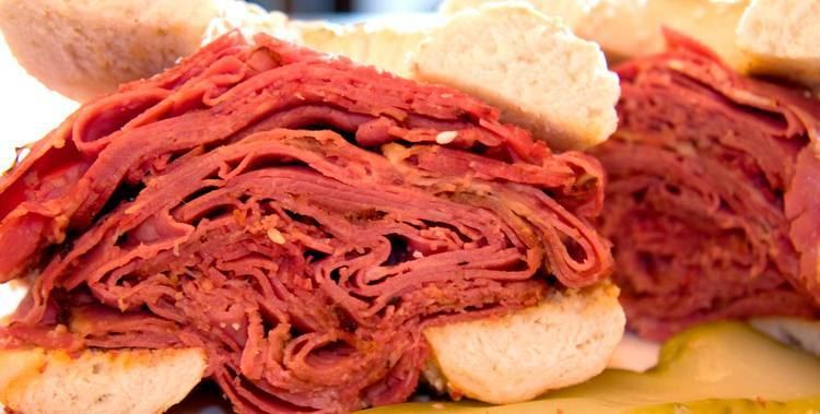Smoked meat Siegel39s Bagels Montreal Smoked Meat Lunch Special
