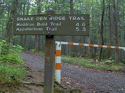 Snake Den Ridge Trail httpsuploadwikimediaorgwikipediacommonsthu