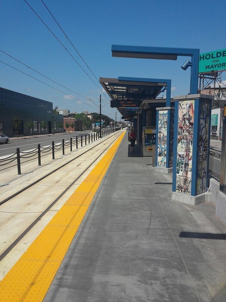 Snelling Avenue (Metro Transit station)