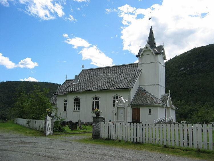 Snillfjord Church