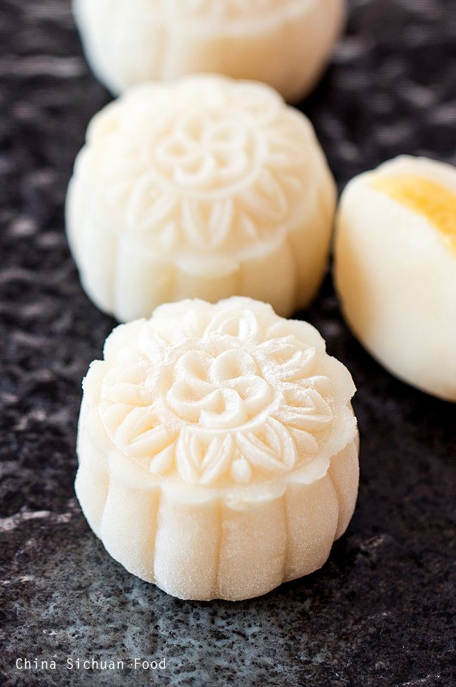 Snow skin mooncake Snow Skin MooncakeVideo Recipe with Custard Filling China Sichuan