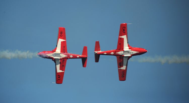 Snowbirds Article Royal Canadian Air Force News Article The CT114 Tutor