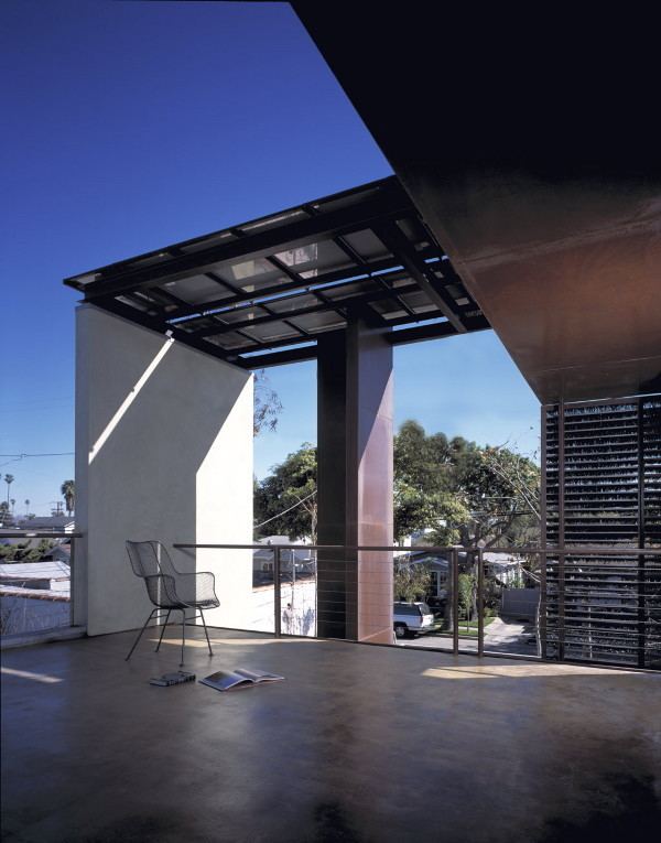 Solar Umbrella house Sustainable Solar Umbrella House by AwardWinning Architect in