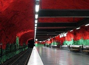 Solna centrum metro station httpsuploadwikimediaorgwikipediacommonsthu
