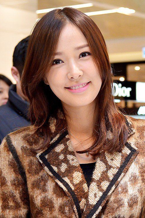 Son Tae-young SonTaeyoung2jpg