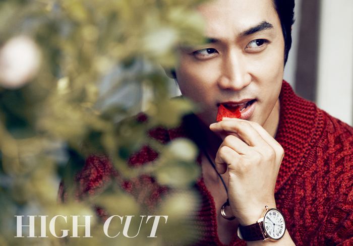 Song Seung-heon Actor Song Seung Hun is Devilishly Handsome and Talks Marriage in