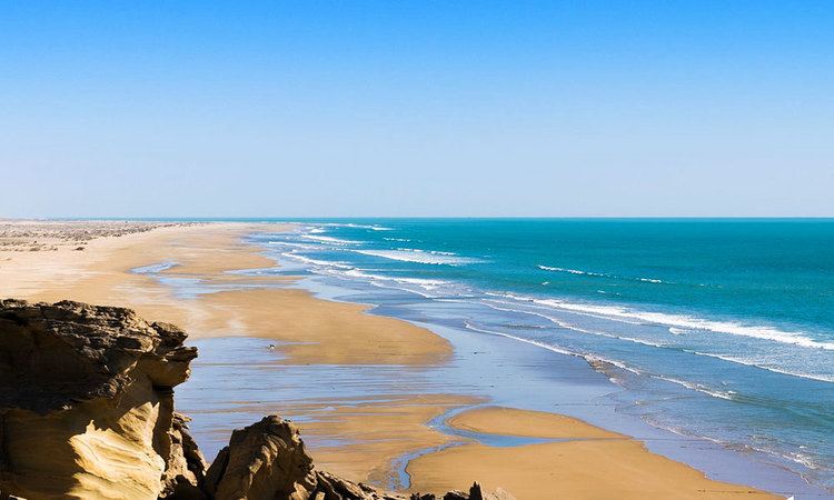 Sonmiani Beach 15 Fairyland Locations in Pakistan You Must Visit Brandsynario