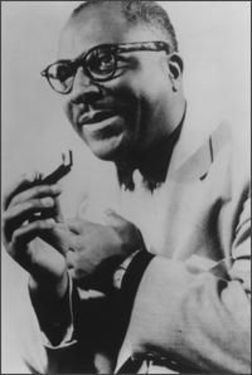 Sonny Terry themusicsovercomwpcontentuploads200903sonnyjpg