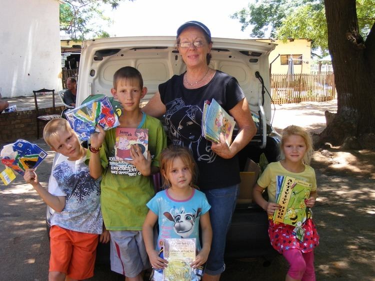 Sonskyn Hoekie Christmas giving to impoverished missions in South Africa