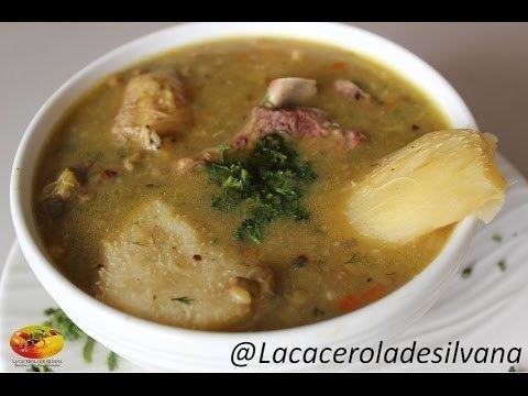 Sopa de guandú con carne salada SOPA DE GUANDULESSANCOCHO DE GUAND CARNE SALADAGUANDULES Con