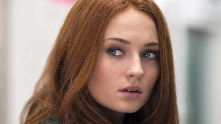 Sophie Turner Game of Thrones39 Sophie Turner Says She Was Cast as Jean Grey in X