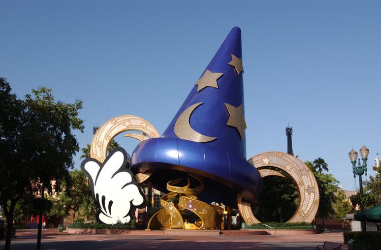Sorcerer's Hat Disney39s Hollywood Studios removing sorcerer39s hat Orlando Sentinel