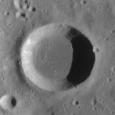 Sosigenes (crater)