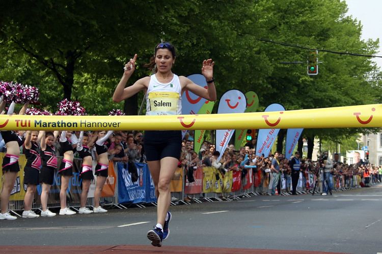 Souad Ait Salem TUI Marathon Hannover Henry Chirchir wins sprint finish