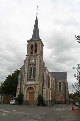 Soulgé-sur-Ouette httpsuploadwikimediaorgwikipediacommonsthu