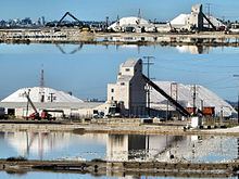South Bay Salt Works httpsuploadwikimediaorgwikipediacommonsthu