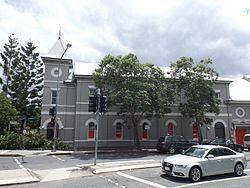 South Brisbane Library httpsuploadwikimediaorgwikipediacommonsthu