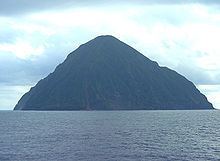South Iwo Jima httpsuploadwikimediaorgwikipediacommonsthu