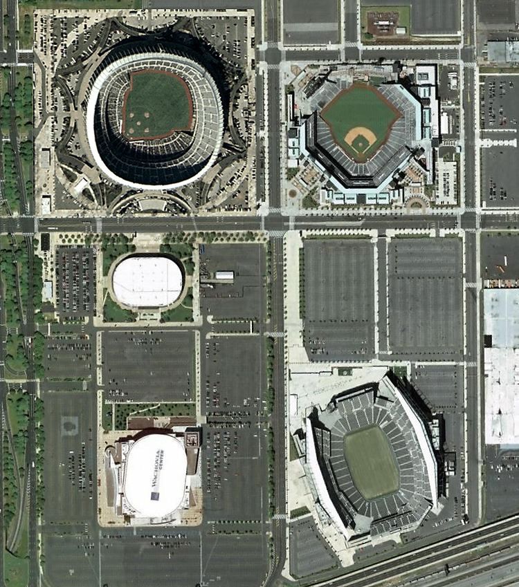 South Philadelphia Sports Complex httpsuploadwikimediaorgwikipediacommons44