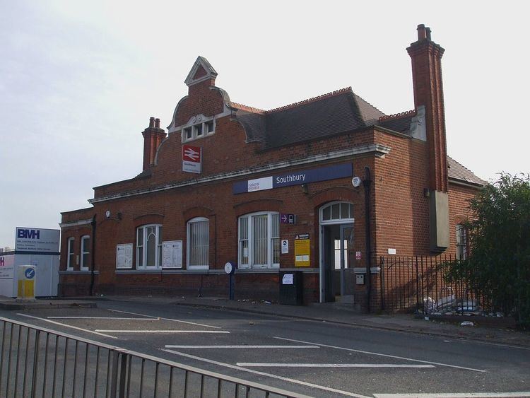 Southbury railway station