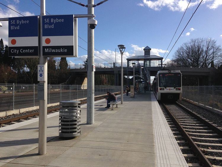 Southeast Bybee Boulevard MAX Station