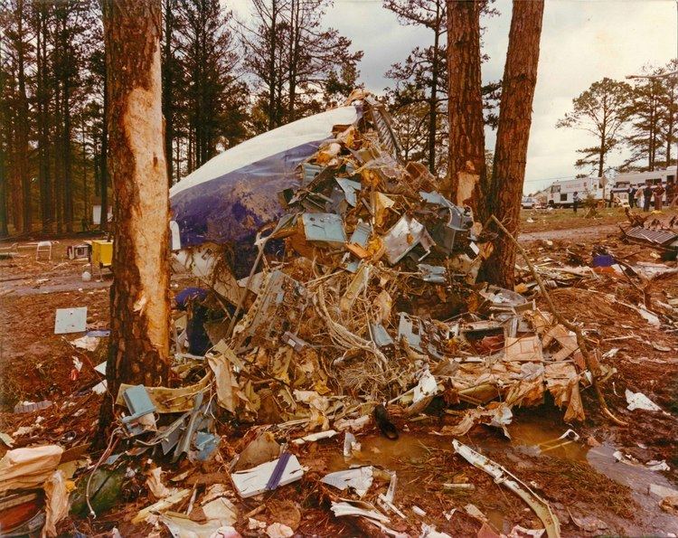Southern Airways Flight 242 Crash Site Confidential The NTSB Photographs Of Southern Airways