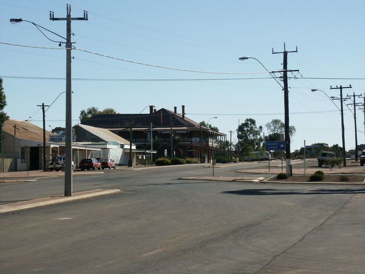 Southern Cross, Western Australia httpsuploadwikimediaorgwikipediacommonsthu