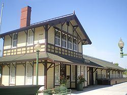 Southern Pacific Railroad Depot, Whittier httpsuploadwikimediaorgwikipediacommonsthu