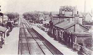 Southwater railway station httpsuploadwikimediaorgwikipediacommonsthu
