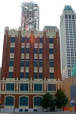 Southwestern Bell Main Dial Building httpsuploadwikimediaorgwikipediacommonsthu