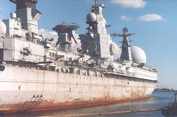 Soviet communications ship SSV-33 Decrepit Soviet communications ship Ural SSV33 1024x680 WarshipPorn