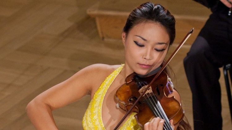 Soyoung Yoon Soyoung Yoon plays at 14th International Wieniawski Violin